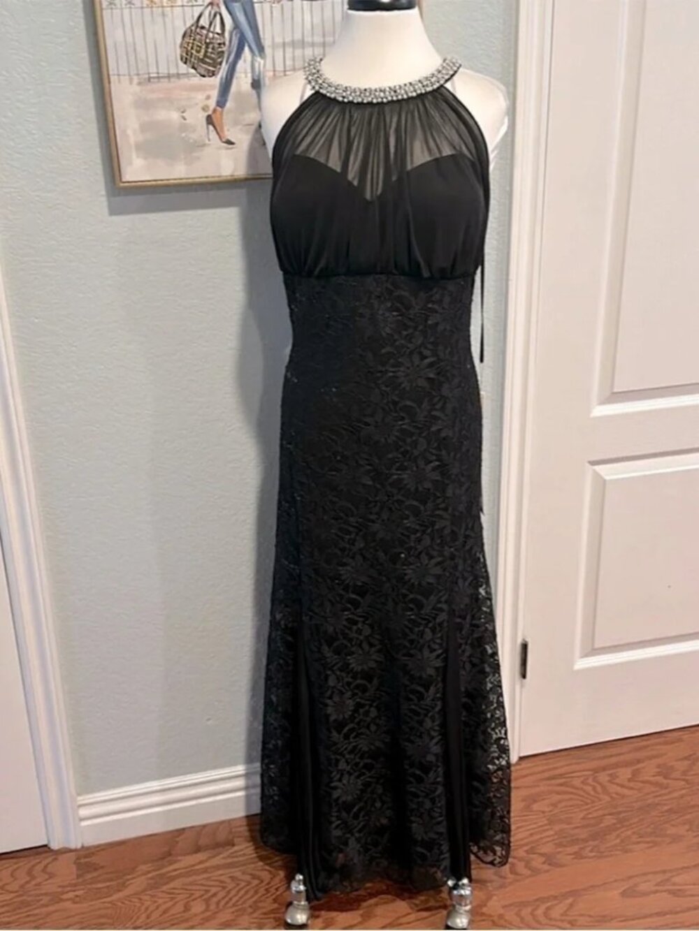 Chic Black Lace Maxi Dress